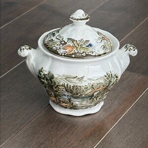 RIDGWAY Heritage Green Multicolor Collection Sugar Bowl & Lid, Heritage Green